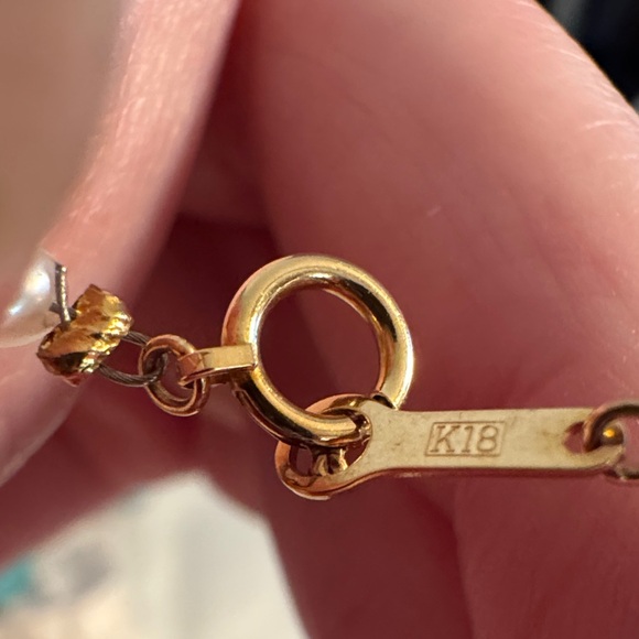 18kt Pearl Necklace and Bracelet Set - Picture 3 of 5